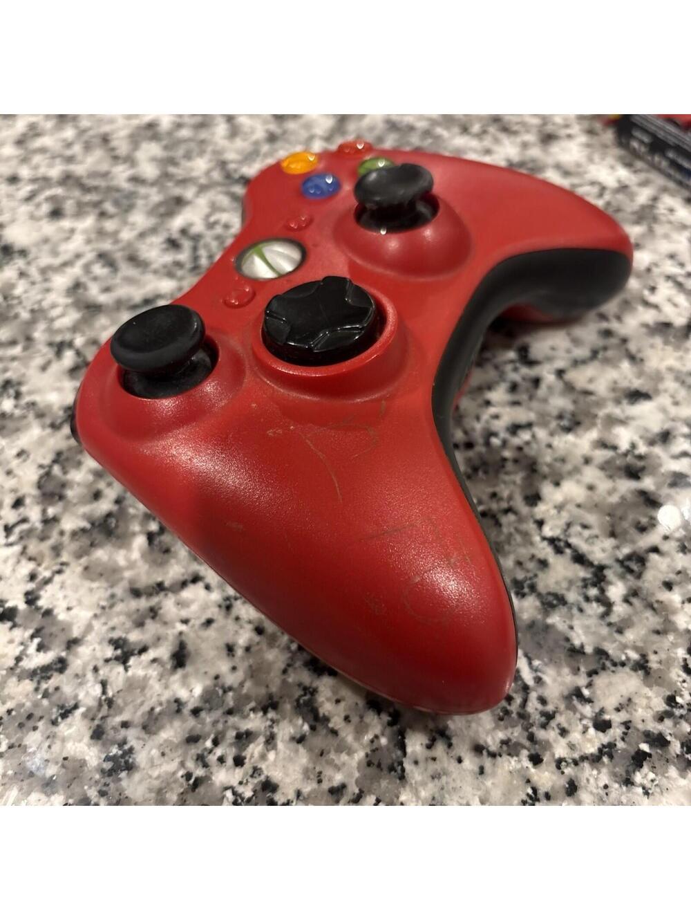 Red Xbox 360 Controller Wireless - Picture 6 of 6